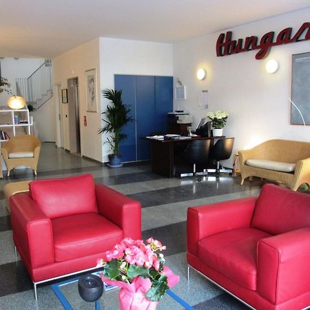 גראדו Residence Hotel Hungaria מראה חיצוני תמונה
